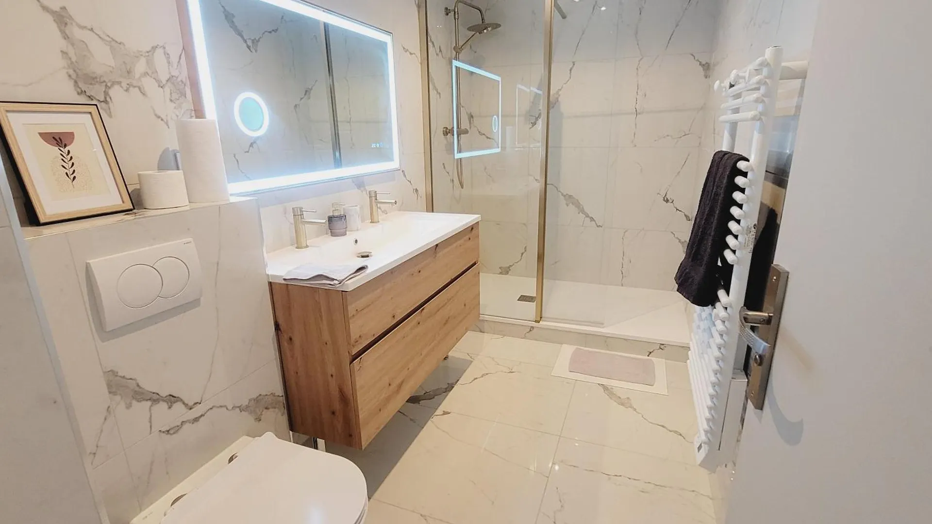 Spacieux T4 Renove En Plein Coeur De Hyeres Ideal Pour Des Vacances En Famille Apartment
