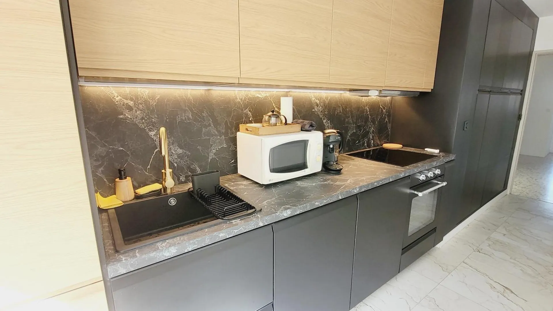 Spacieux T4 Renove En Plein Coeur De Hyeres Ideal Pour Des Vacances En Famille France