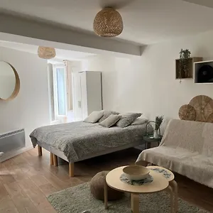 30m2 Rue Piétonne Coeur De Hyères